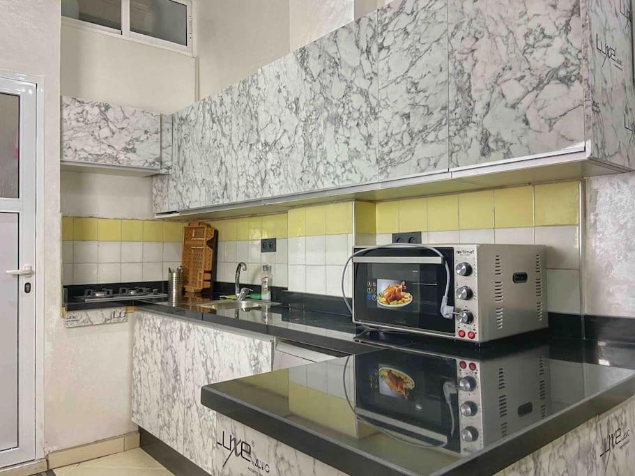 Velasquez Appart Hotel 4 Tanger Luaran gambar